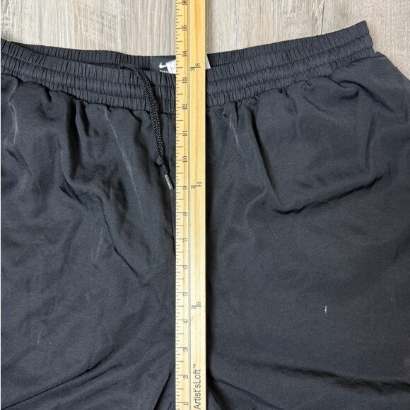 Vintage Nike Swoosh Men’s Black Nylon Track Pants XL Retro Athletic 90s Style - Picture 10 of 13